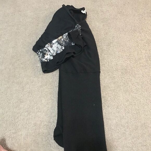 Studio Y size medium black knit pull over silver - Picture 8 of 15